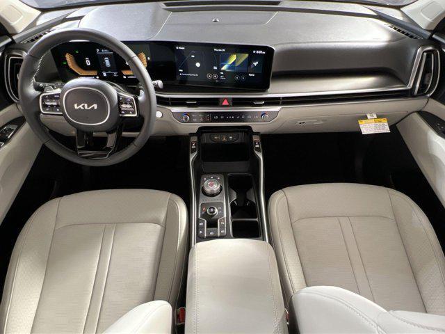 new 2025 Kia Sorento Hybrid car, priced at $39,333