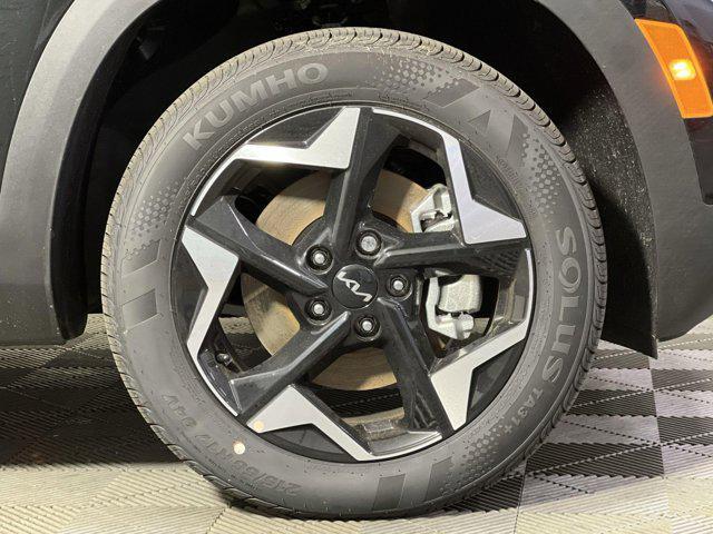 new 2025 Kia Seltos car, priced at $27,520