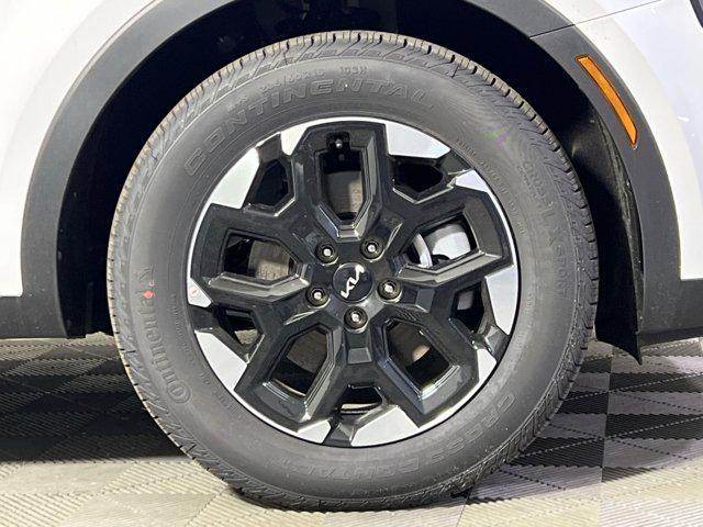 new 2025 Kia Sorento car, priced at $32,999