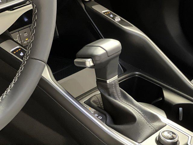 new 2025 Kia Sorento car, priced at $32,999