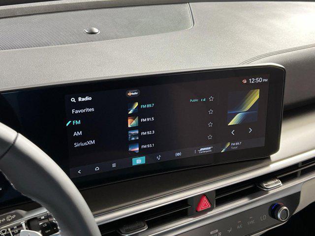 new 2025 Kia Sorento Hybrid car, priced at $45,272