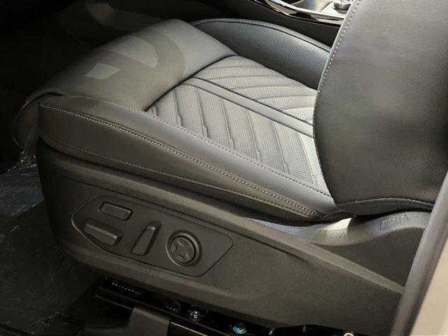 new 2025 Kia Sorento car, priced at $43,999
