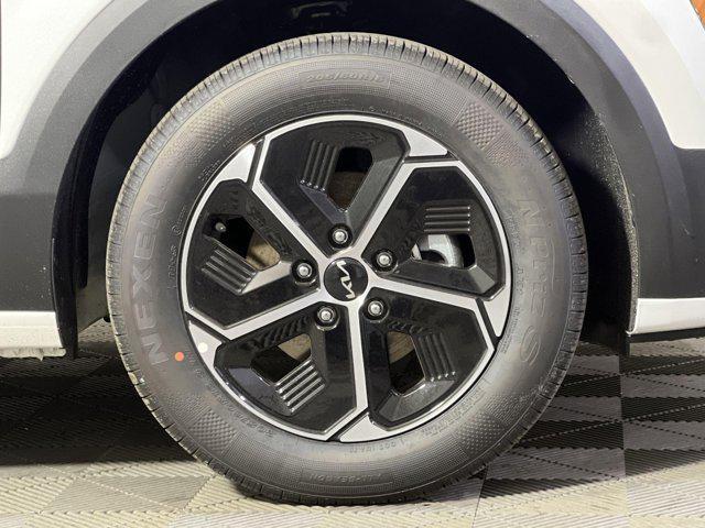 new 2025 Kia Niro car, priced at $30,577