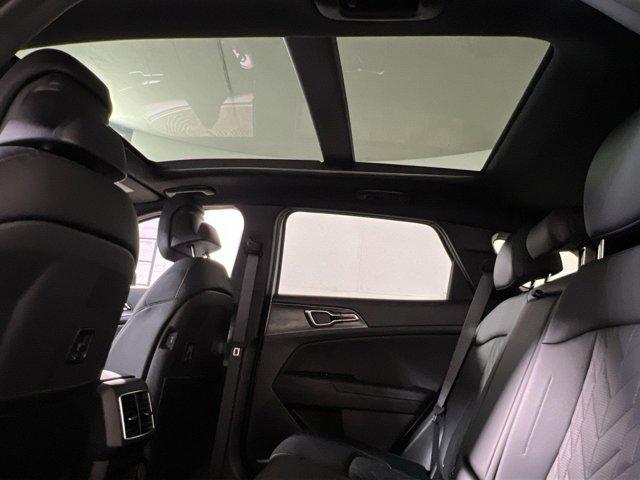 new 2025 Kia Sportage car, priced at $35,722