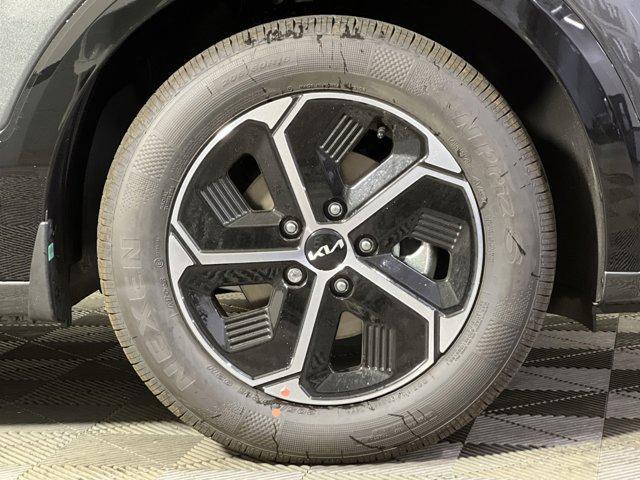new 2025 Kia Niro car, priced at $31,499