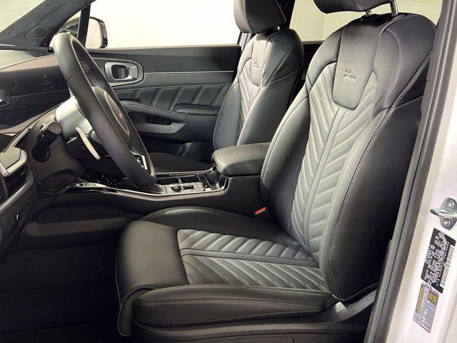 new 2025 Kia Sorento car, priced at $44,163