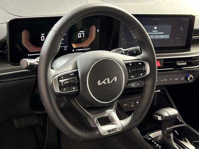 new 2025 Kia K5 car, priced at $30,321
