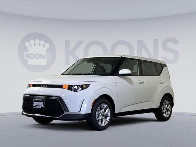 new 2025 Kia Soul car, priced at $22,016