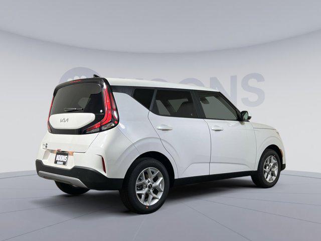 new 2025 Kia Soul car, priced at $22,016
