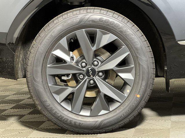 new 2025 Kia Sportage Hybrid car, priced at $40,550
