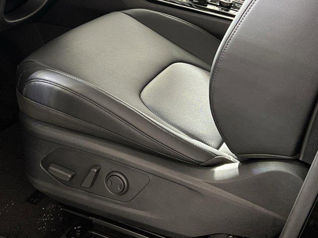 new 2025 Kia Sportage Hybrid car, priced at $35,030