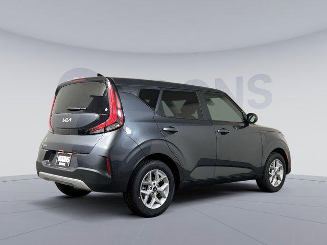 new 2025 Kia Soul car, priced at $18,999