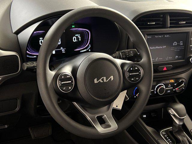 new 2025 Kia Soul car, priced at $18,999