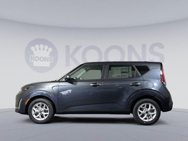 new 2025 Kia Soul car, priced at $18,999