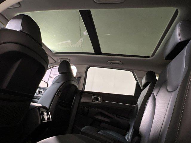 new 2025 Kia Sorento car, priced at $41,624