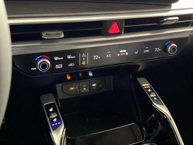 new 2025 Kia Sorento car, priced at $41,624
