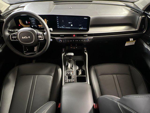 new 2025 Kia Sorento car, priced at $38,718