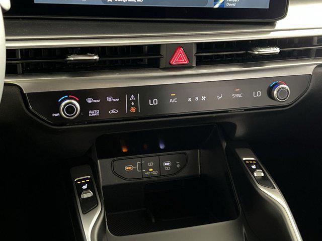 new 2025 Kia Sorento car, priced at $38,718