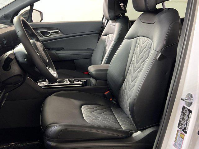 new 2025 Kia Sportage car, priced at $31,800