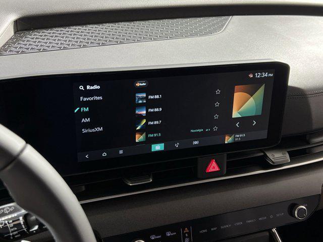 new 2026 Kia Carnival Hybrid car, priced at $42,913