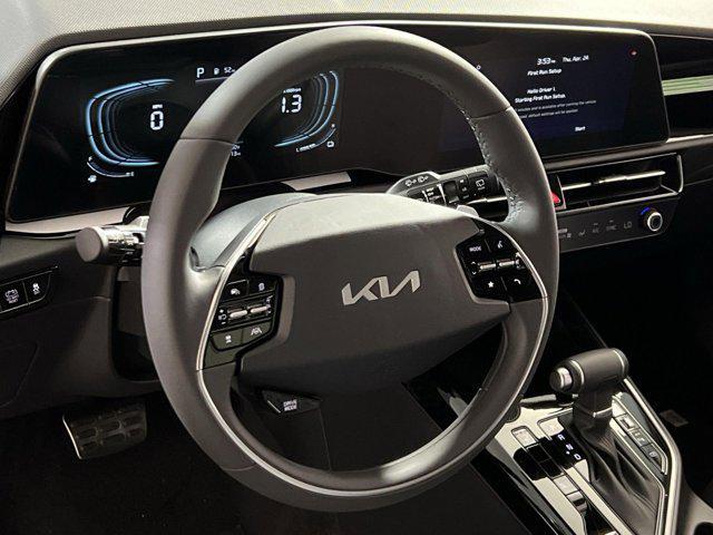 new 2025 Kia Niro car, priced at $32,336