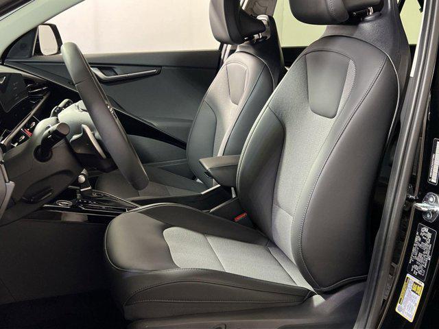 new 2025 Kia Niro car, priced at $32,336