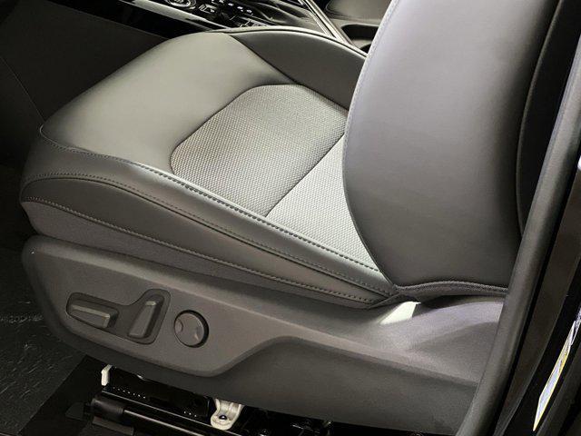 new 2025 Kia Niro car, priced at $32,336