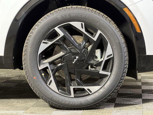 new 2025 Kia Sportage car, priced at $34,400