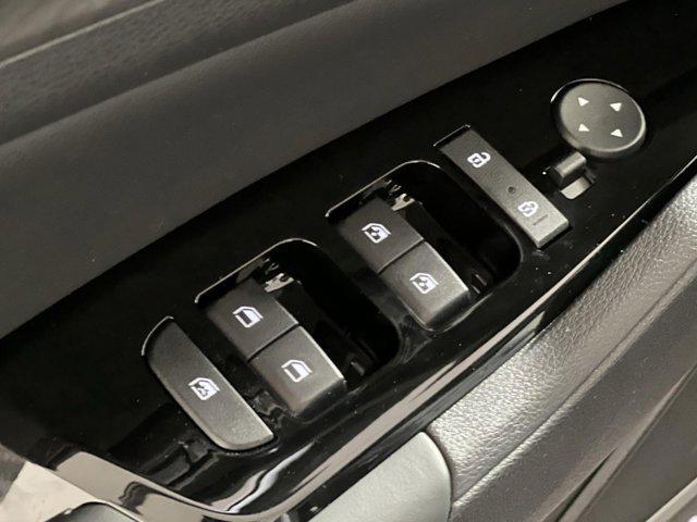 new 2025 Kia Sportage car, priced at $33,148