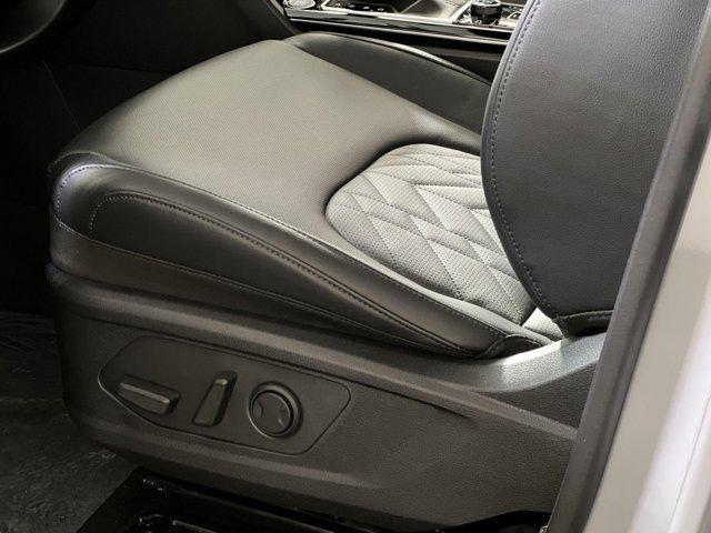 new 2025 Kia Sportage car, priced at $33,148