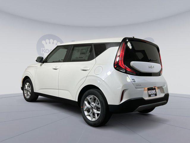 new 2025 Kia Soul car, priced at $24,207