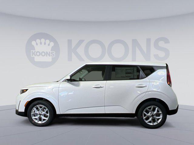 new 2025 Kia Soul car, priced at $24,207