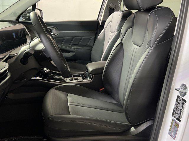 new 2025 Kia Sorento car, priced at $40,949
