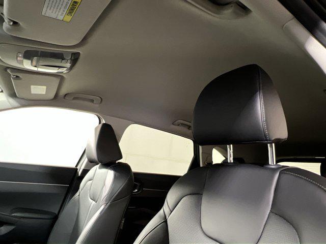 new 2025 Kia Sorento car, priced at $31,999