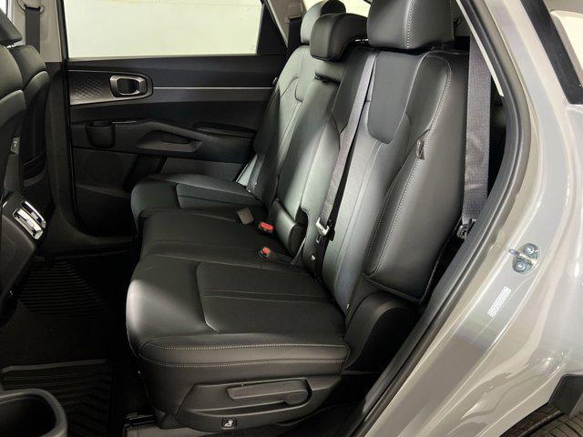 new 2025 Kia Sorento car, priced at $31,999