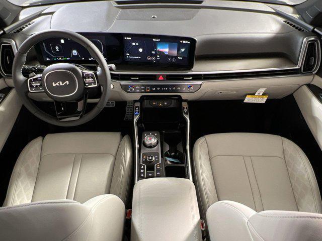 new 2025 Kia Sorento Hybrid car, priced at $45,393