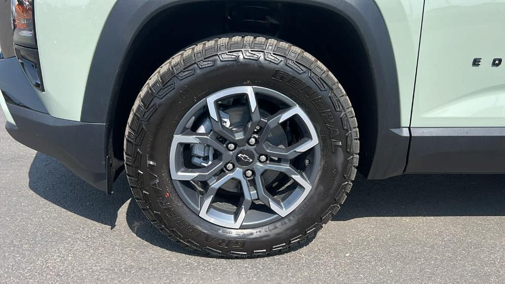 new 2026 Chevrolet Equinox car, priced at $39,785