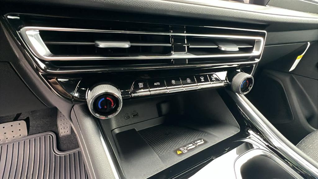 new 2026 Chevrolet Traverse car, priced at $46,890