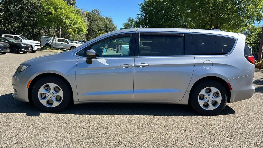 used 2017 Chrysler Pacifica car, priced at $9,995