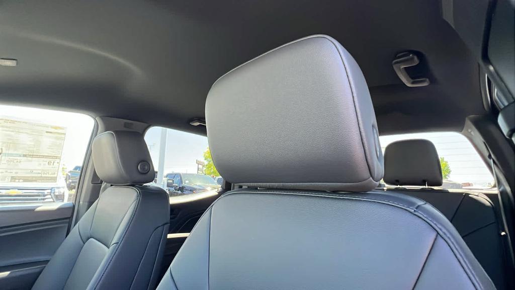 new 2025 Chevrolet Colorado car, priced at $47,039