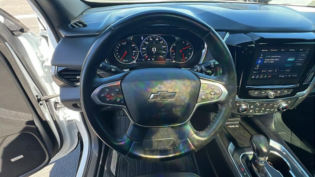 used 2023 Chevrolet Traverse car, priced at $42,990