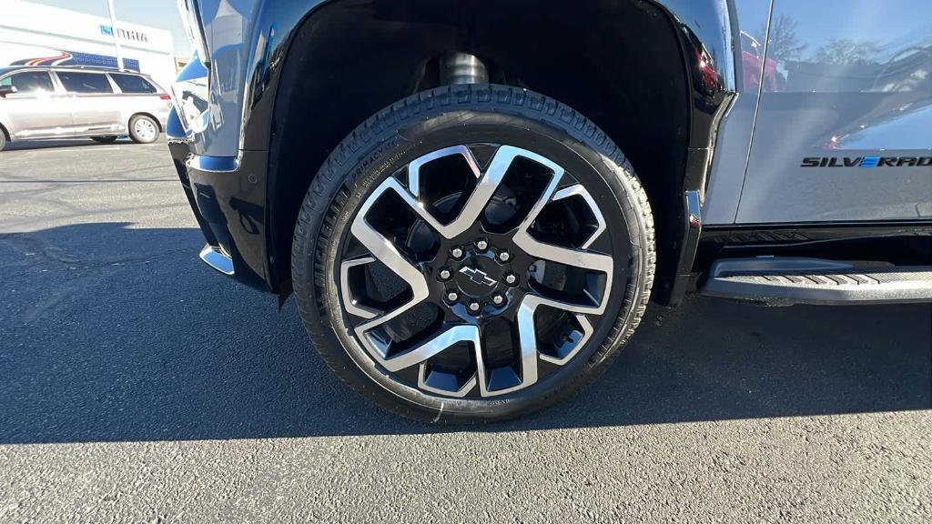 new 2025 Chevrolet Silverado EV car, priced at $98,984