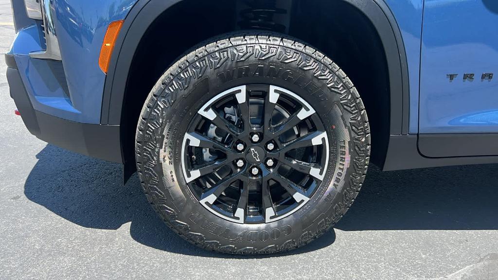 new 2025 Chevrolet Traverse car, priced at $50,640