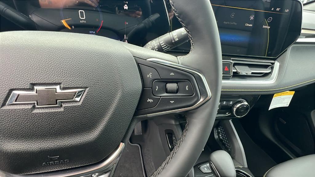 new 2025 Chevrolet TrailBlazer car, priced at $35,320