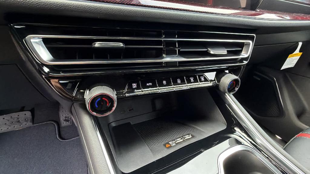 new 2026 Chevrolet Traverse car, priced at $59,790