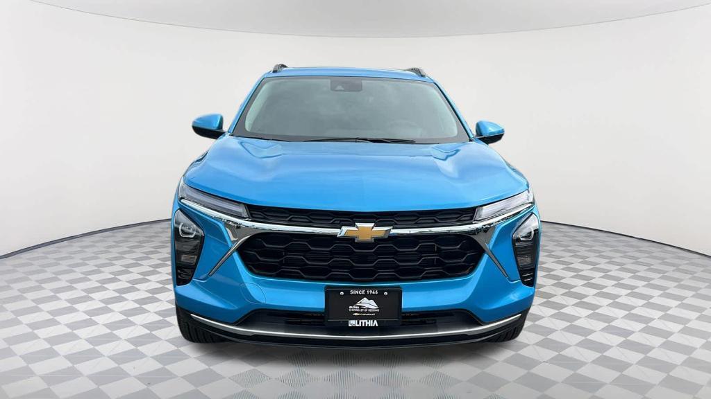 new 2025 Chevrolet Trax car, priced at $27,040