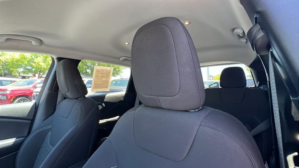 used 2019 Jeep Cherokee car, priced at $15,990