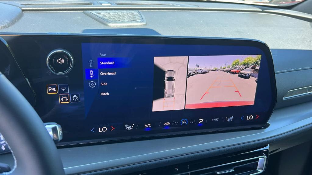 new 2025 Chevrolet Traverse car, priced at $46,890