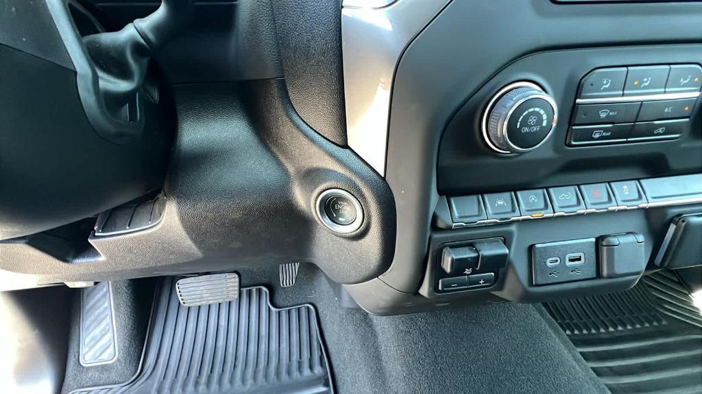 new 2025 Chevrolet Silverado 1500 car, priced at $46,250