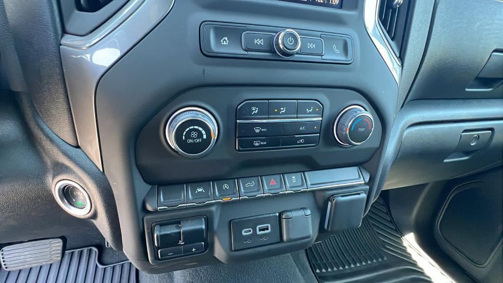 new 2025 Chevrolet Silverado 1500 car, priced at $46,250